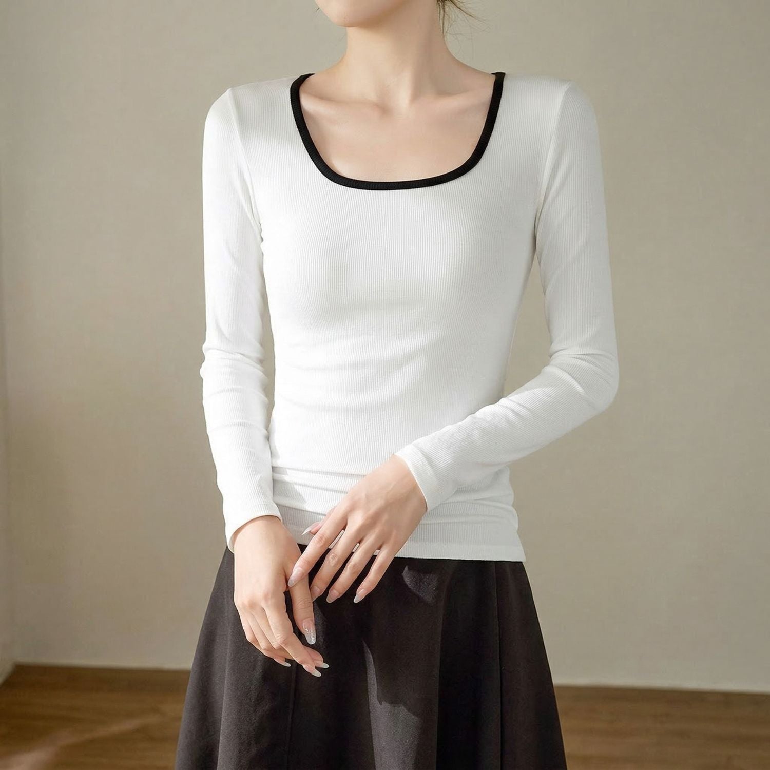 Women's Long Sleeve Top with Square Neckline and Contrast Trim