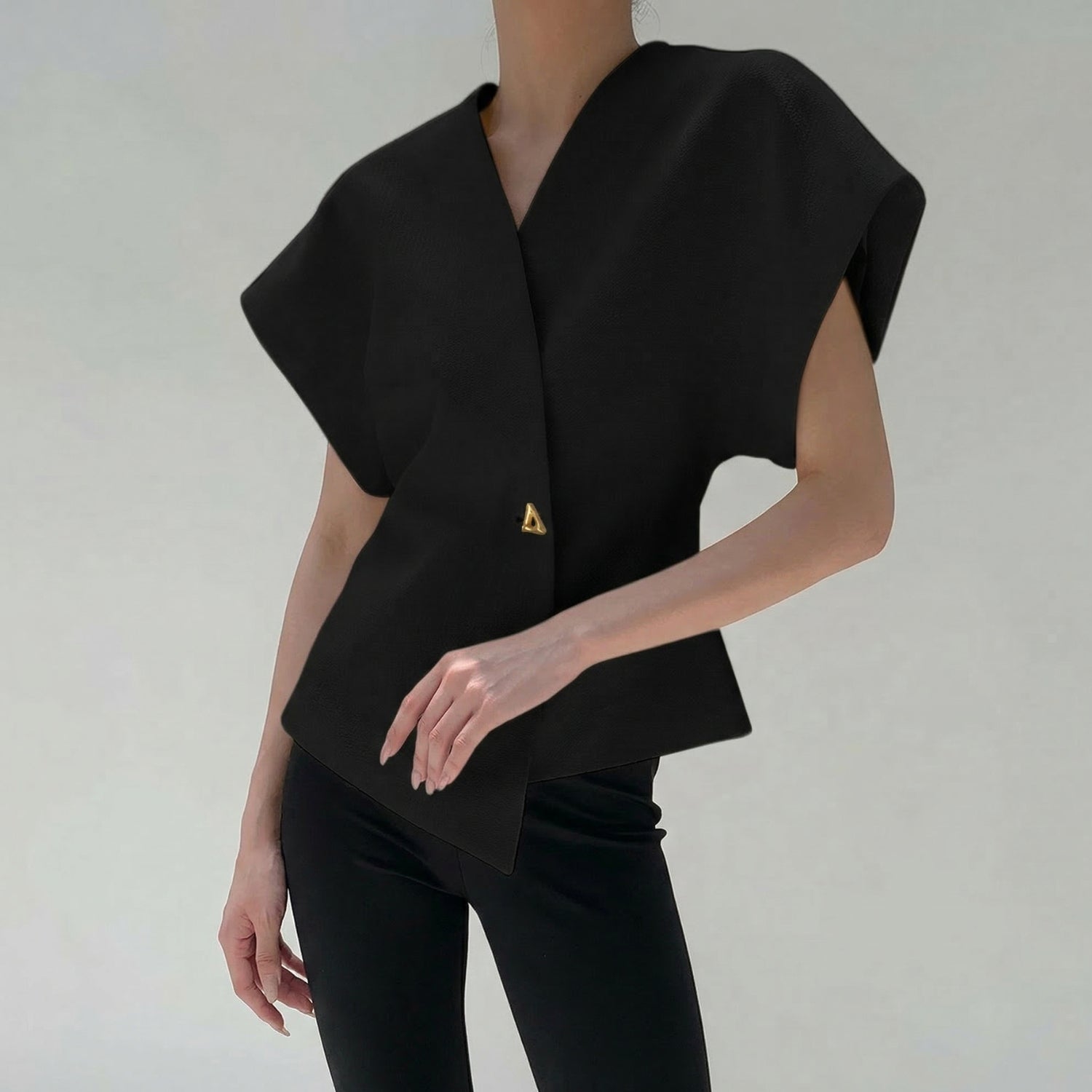 Women's V-Neck Top with Short Sleeves and Asymmetric Hem